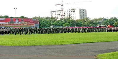 Prajurit Yonif 1 Marinir Ikuti Apel Gelar Pasukan Operasi Ketupat Semeru 2021 di Mapolda Jatim