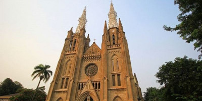 Muslim Masuk ke Gereja Jadi Polemik, Begini Kata Ketua MUI