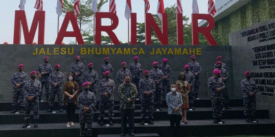 Kunjungi Marinir, Airlangga Hartarto Tegaskan Tugas Para Patriot Akan Selalu Dikenang Rakyat