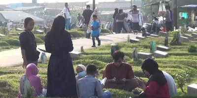Dedi Mulyadi: Ganti Saja Ziarah Kubur Jadi Wisata Religi
