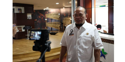 Rayakan Lebaran, Ketua DPD RI Imbau Masyarakat Jauhi Aktivitas Bahaya
