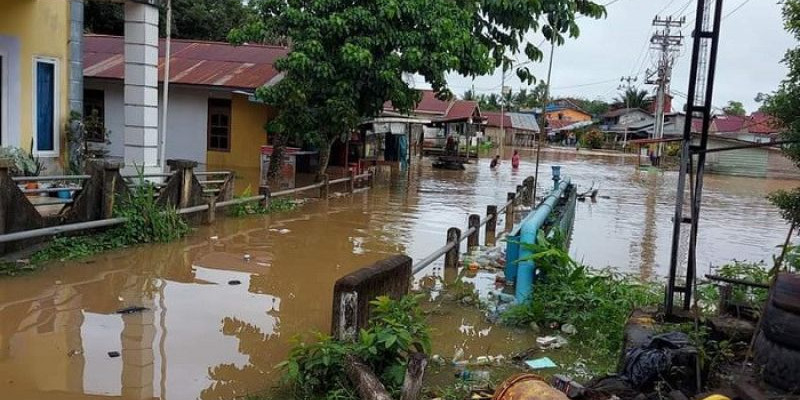 Lima Kabupaten di Empat Provinsi Terdampak Banjir dan Longsor