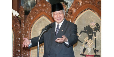 Mengungkap Peristiwa di Sekitar Lengsernya Presiden Soeharto