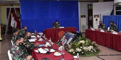 Pimpin Rapat Evaluasi PPKM Skala Mikro, Panglima TNI: Tingkat Kepatuhan Masyarakat Belum Optimal   