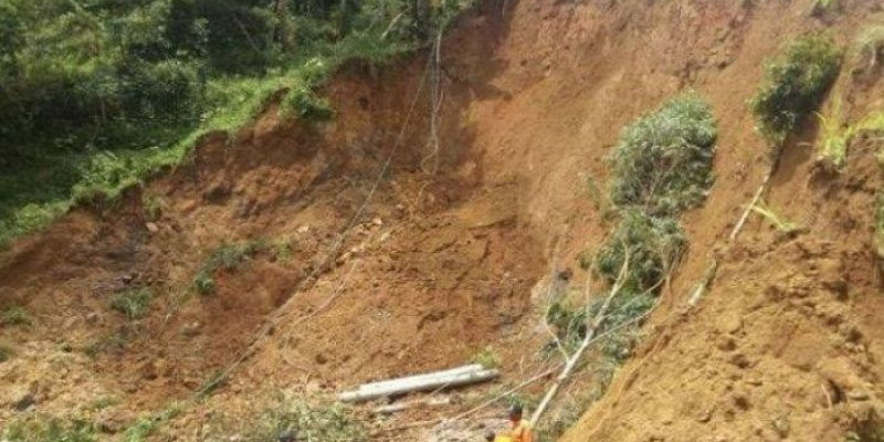 Satu Kecamatan di Tangsel Dilanda Banjir dan Longsor, 2 Warga Jadi Korban