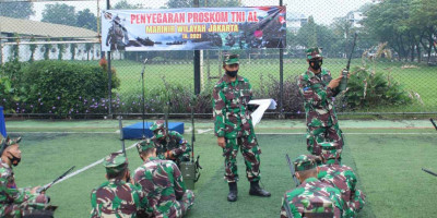Operator Radio Marinir Wilayah Jakarta Gelar Penyegaran Proskom