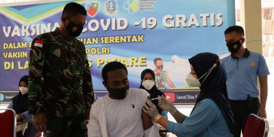 Lanud Silas Papare Kembali Lancarkan Serbuan Vaksinasi Covid-19