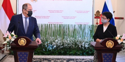Bertemu di Jakarta, Menlu RI dan Rusia Sepakat Tingkatkan Kerja Sama Bilateral