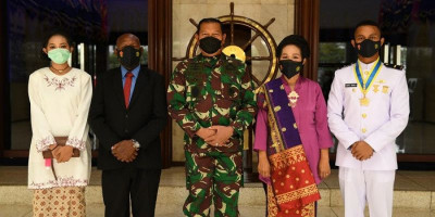 Always Giving Hamonangan Tiris, Putra Juru Parkir Asli Papua yang Jadi Lulusan Terbaik TNI AL