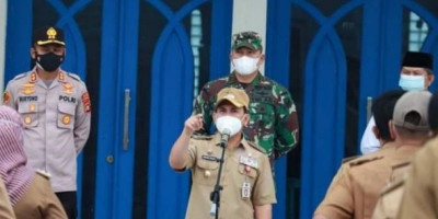 Walikota Prana: Petugas Bertindak Tegas Tetapi Tetap Humanis Terhadap Pedagang Kaki Lima