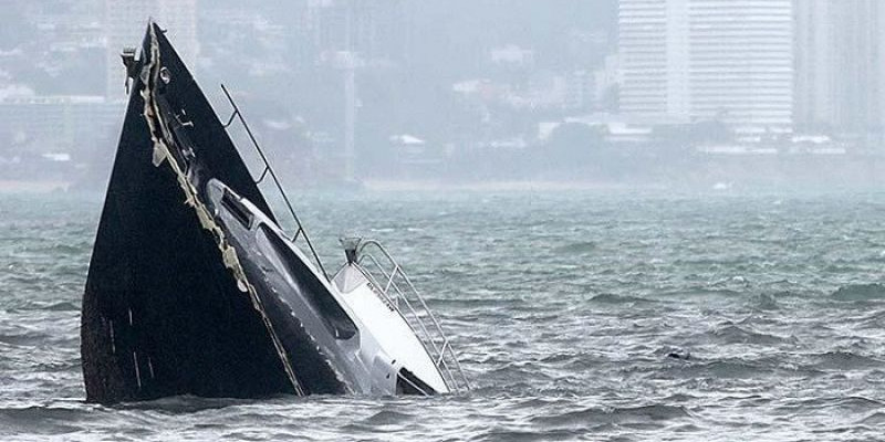 Kapal Tenggelam di Kalbar: 83 Orang Ditemukan Selamat, 22 Meninggal dan 33 Masih Hilang