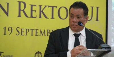 Meskipun Sudah Mundur Rektor UI Tetap Harus Dikenakan Sanksi Hukum 