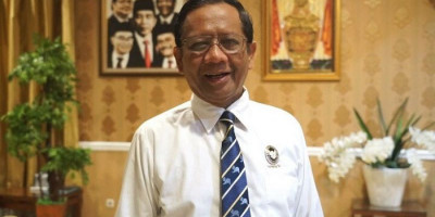 Tindak Tegas Demo Melanggar Prokes, Mahfud MD: Covid-19 Itu Politik yang Dihadapi dalam Kesatuan Politik