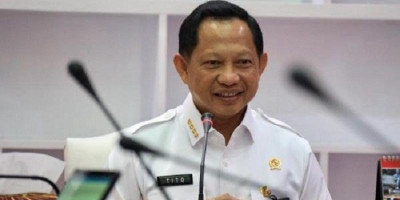 Mendagri Tito: Makan Tanpa Banyak Bicara, 20 Menit Cukup