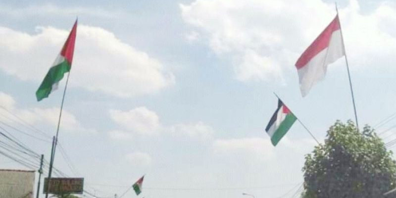 Sejumlah Warga Yogya Kibarkan Bendera Palestina Jelang HUT RI, TNI dan Polri Diminta Bersikap Tegas