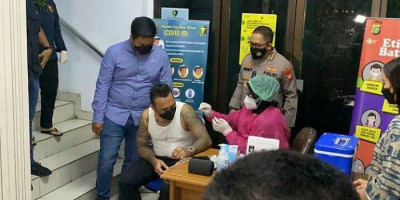 Lihat, Jerinx Akhirnya Disuntik Vaksin Covid-19 Hari Ini