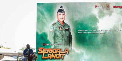 Di Momen HUT Kemerdekaan RI, MAXstream Rilis Film Orisinal Srigala Langit 