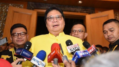 Airlangga Hartarto: Pembukaan Aktivitas Berjenjang Harus Disertai Protokol Kesehatan Ketat