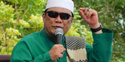 Tetap Jalani Perawatan, Ustaz Yahya Waloni Akhirnya Dikembalikan ke Bareskrim Polri