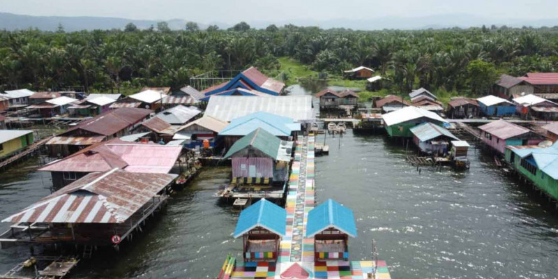 Dukung Pengembangan Kampung Wisata Sekitar Danau Sentani Papua