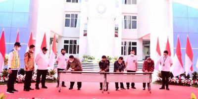 Wamen PUPR John Wempi Wetipo Pembangunan Infrastruktur Harus Sejalan Dengan Pembangunan SDM