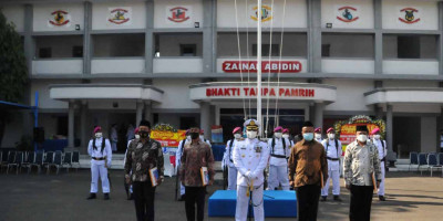 Pangkalan Marinir Jakarta Gelar Upacara HUT TNI AL Ke-76 Tahun 2021