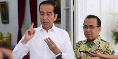 Diisukan Bakal Didepak dari Posisi Mensesneg, Pratikno Disebut Punya 
