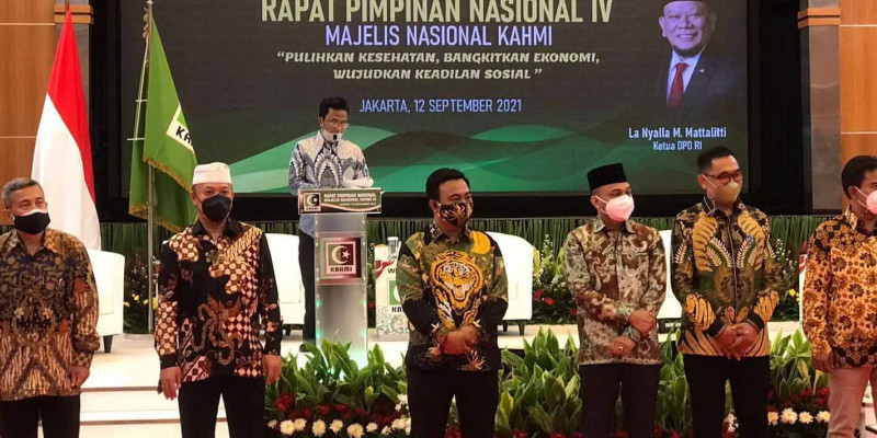 Senator Fachrul Razi Dilantik Ketua Pengurus MN KAHMI
