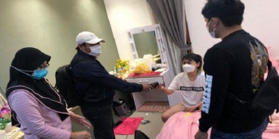 Live Bugil hingga Masturbasi di Medsos, Selebgram Cantik di Bali Raup hingga Rp30 Juta 