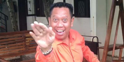 Tukul Arwana Dilarikan ke RS, Diduga Alami Pendarahan Otak