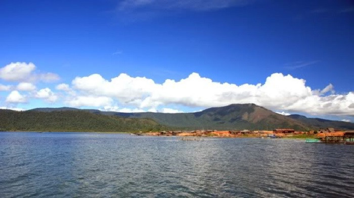 Danau Towuti, Lokasi Wisata Purba yang Lebih Tua dari Danau Toba