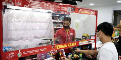 Beri Sanksi Toko Masih Pajang Iklan Rokok, DPR: Pemprov DKI Langgar HAM!