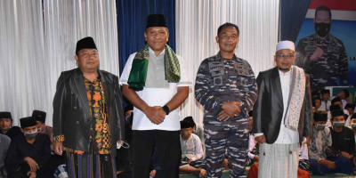 Wakasal Didampingi Dankormar Kunjungi Ponpes Ma'ruful Hidayah