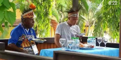 Tiba di Papua, Ganjar Pranowo Disambut Drawa dan Putra-Putri Papua