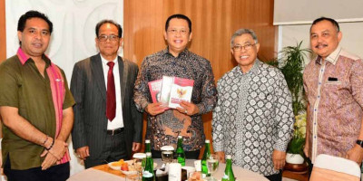 Bamsoet Apresiasi Buku 'Pancasila Dasar Filsafat Bangsa Indonesia' Karya Yoseph Umarhadi