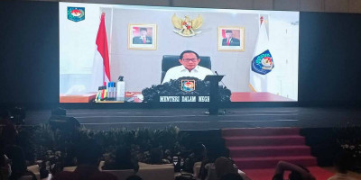 Mendagri Membuka Munas Ke II  Pekat IB Di Jakarta 