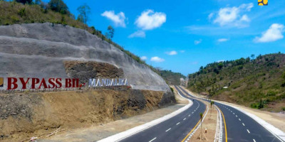 Kementerian PUPR Selesaikan Jalan Utama Bypass Bandara Internasional Lombok (BIL) - Mandalika