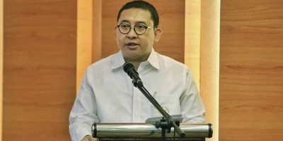 Hari Libur Maulid Digeser, Fadli Zon Sebut Kurang Faedah dan Kerjaan