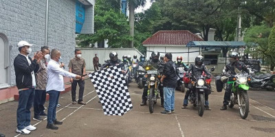 Semangat Sumpah Pemuda, Tim Motoris Jelajah Kebangsaan PWI Resmi Dilepas Keliling Nusantara