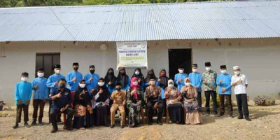 Emma Yohanna Apresiasi Millenial Pendiri Pesantren Gratis Tanpa Biaya di Pesisir Selatan 