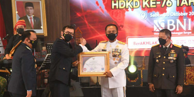 Di Hari Dharma Karya Dhika, Dankormar Terima Piagam Penghargaan