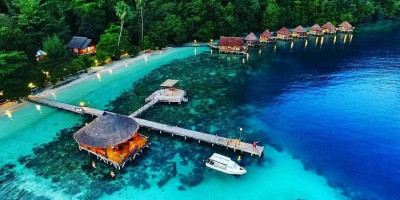 Surga di Maluku Tengah Ini Bernama Pantai Ora, Pasti Bikin Anda Betah 