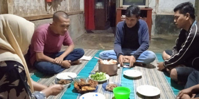 Pamiarsa Genap Satu Tahun, Makan Bersama “Ngaliwet