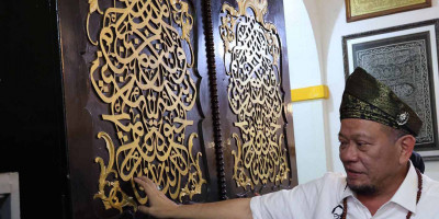 Kunjungi Masjid Sultan Riau, LaNyalla Minta Pemprov Kepri Kembangkan Wisata Religi