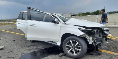 Kronologi Kecelakaan Tunggal yang Tewaskan Vanessa Angel dan Suami di Tol