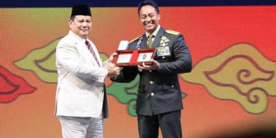 Jokowi Tunjuk Jenderal Andika Jadi Panglima TNI, Respons Prabowo Subianto Mengejutkan!