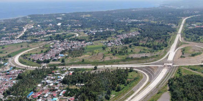 Jalan Tol Manado-Bitung Ditargetkan Tersambung Penuh Akhir Desember 2021