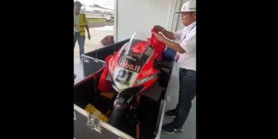 Geger Logistik dan Kargo Tim Ducati Dibuka Tanpa Izin Jelang WSBK di Lombok