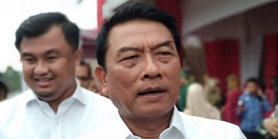 Moeldoko dan Demokrat Versi KLB Berduka Atas Meninggalnya Max Sopacua
