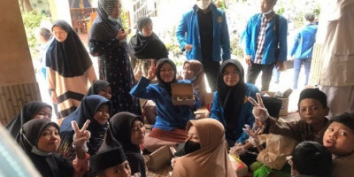Mengembangkan Kreativitas Anak di Yayasan Al-Kamilah dengan Membuat Camilan Sederhana